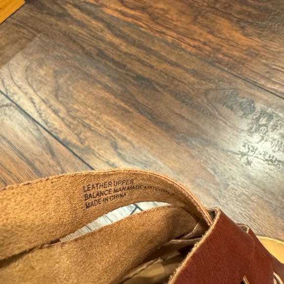 Born cage Leather Sandals - Picture 3 of 5